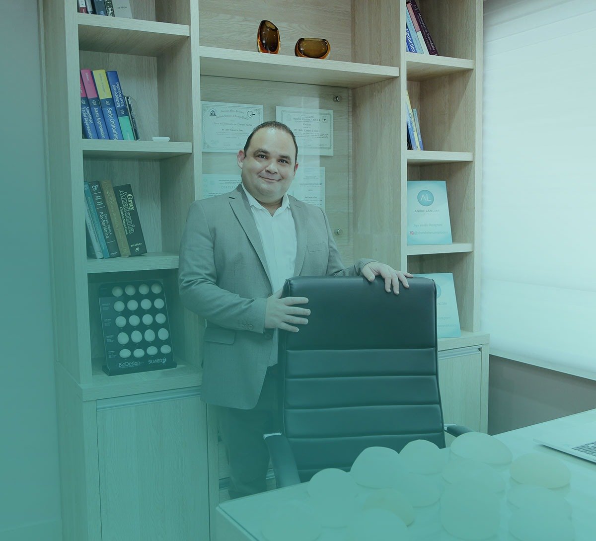Dr. André Lançoni